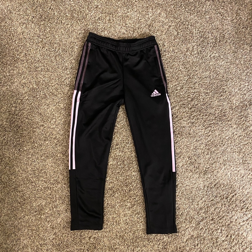 NWT girls adidas Tiro track pant